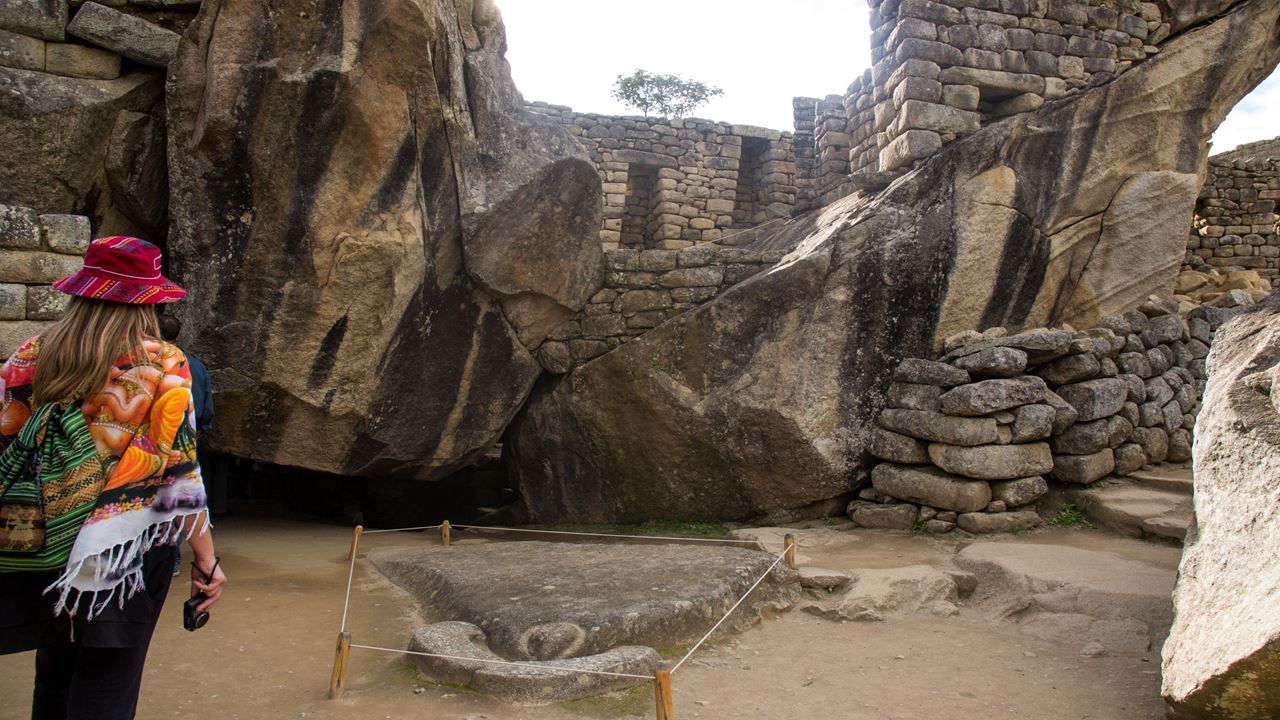 Ollantaytambo to Machu Picchu by Train (2)