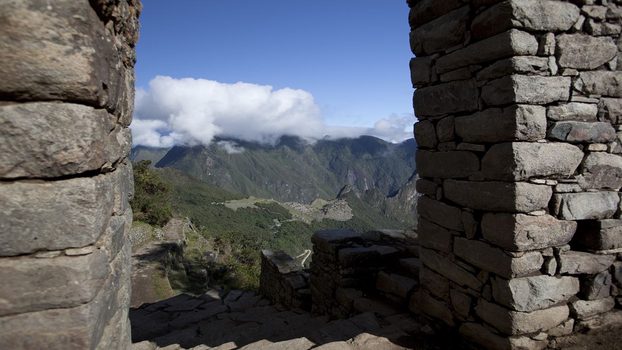 Ollantaytambo to Machu Picchu by Train (6)