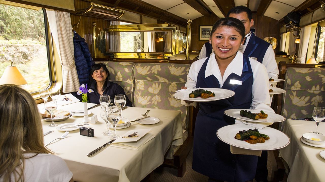 Luxury Train to Machu Picchu from Cusco (7)