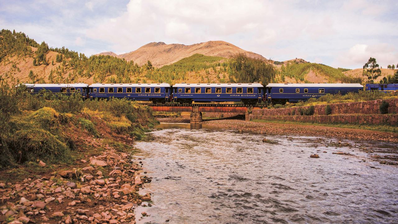 Luxury Train to Machu Picchu from Cusco (1)