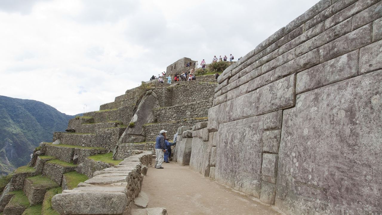 Luxury Train to Machu Picchu from Cusco (9)