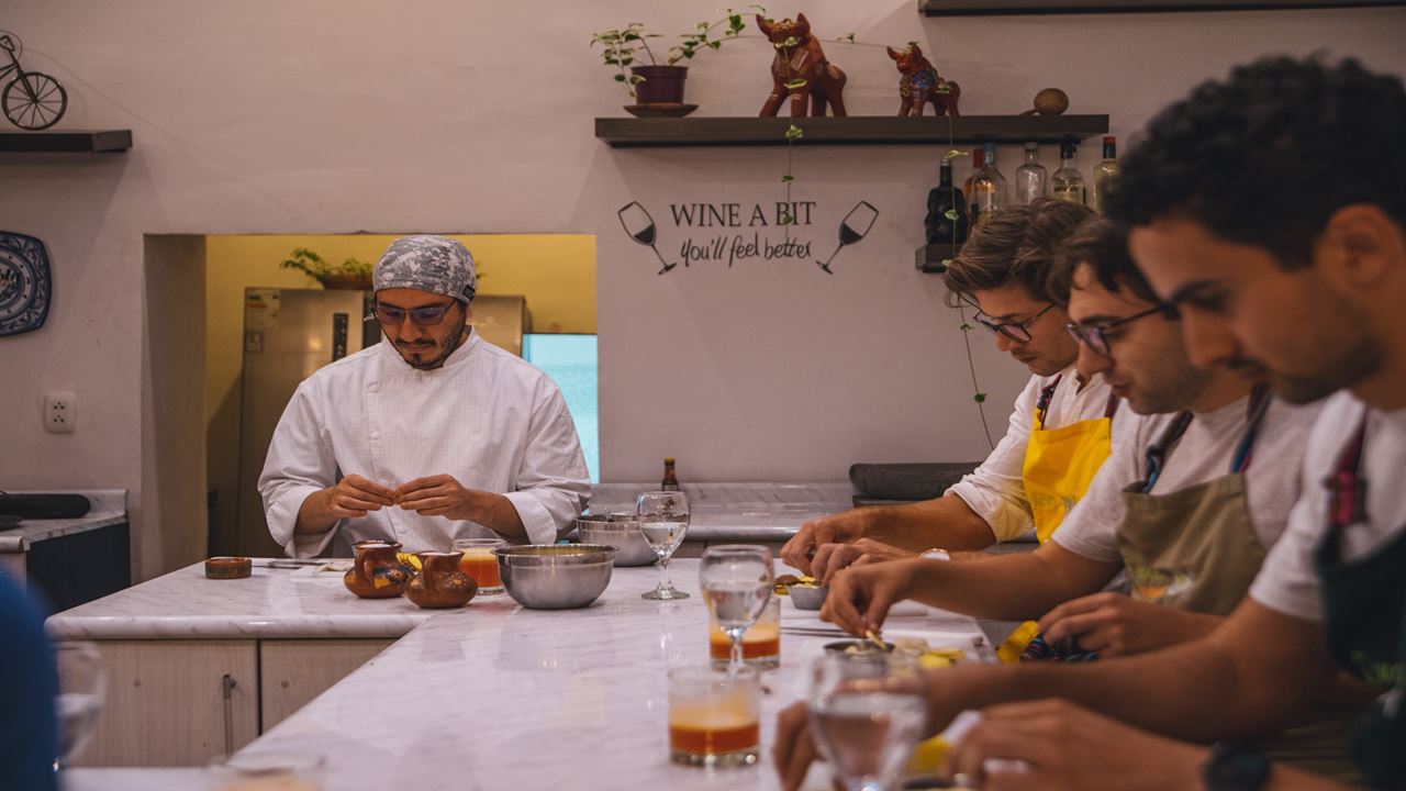 Cooking Class And San Pedro Market Tour